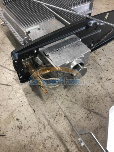 STUFA TRUMA SL3004 ACCENSIONE AUTOMATICA CONF. BULK SENZA MASCHERINA -