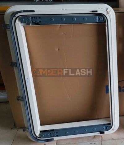 Rahmen (ohne Zubehör) für DOMETIC Heki 3/4 Bullauge - beige-creme RAL9001 - BG126025